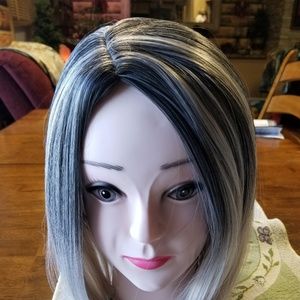 Supe Cute Grey and very Pale Blonde Wig Bob Cut